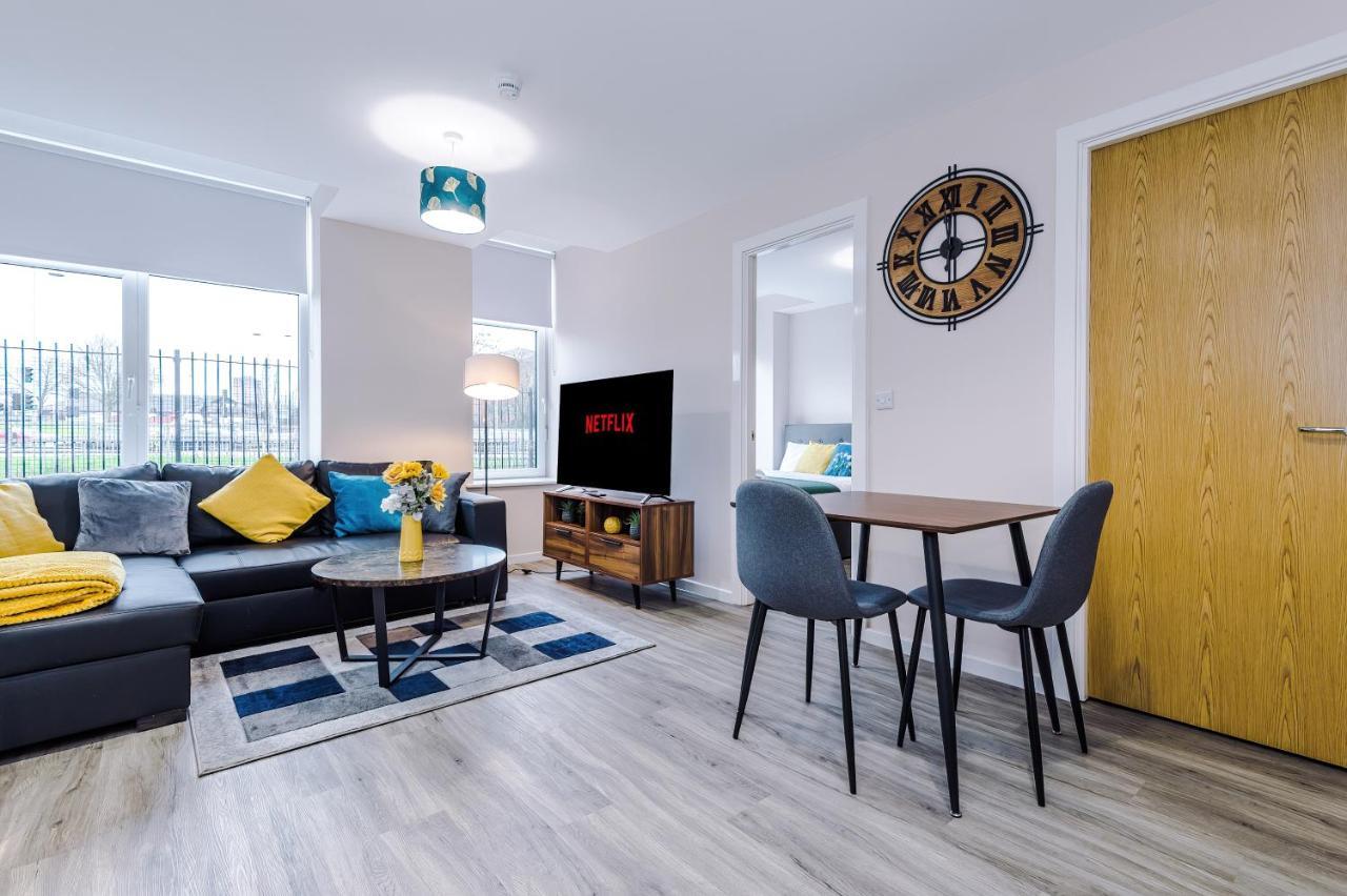Weelky And Monthly Bookings At Cassia Unit - Telly Homes Ltd -brand New 1 Bedroom Salford, Apartamento *